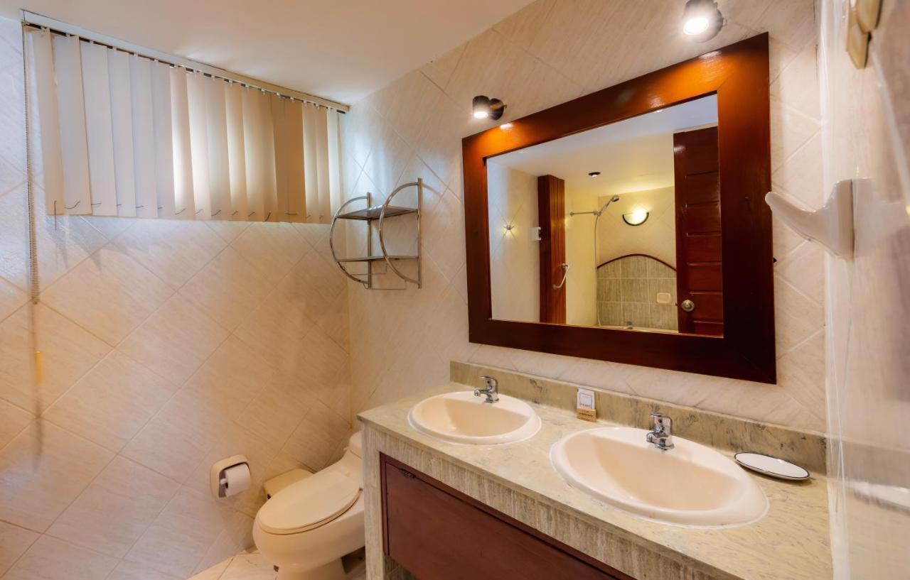 Hotel Country ตรูคีโย ภายนอก รูปภาพ