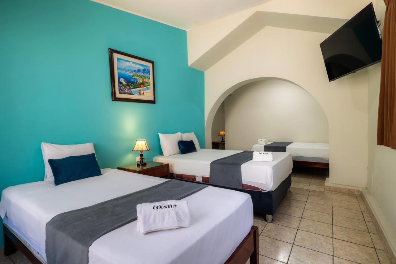 Hotel Country ตรูคีโย ภายนอก รูปภาพ
