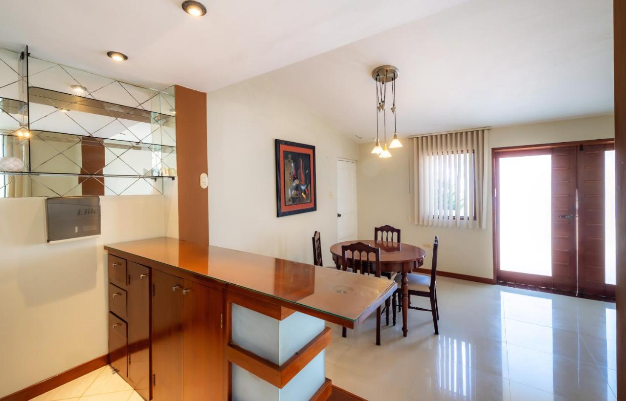 Hotel Country ตรูคีโย ภายนอก รูปภาพ