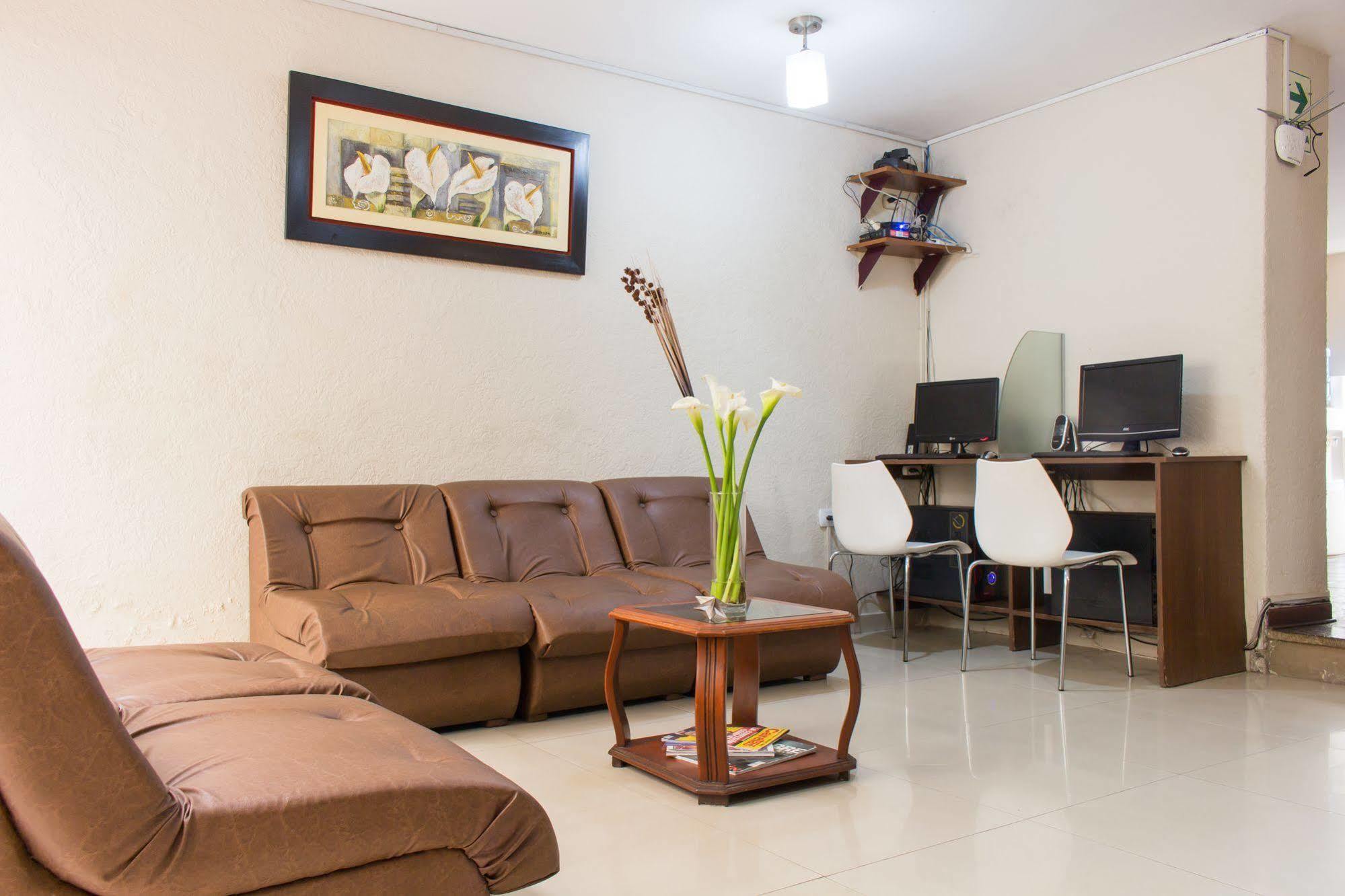 Hotel Country ตรูคีโย ภายนอก รูปภาพ
